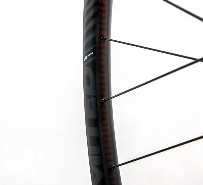 No Limited MTB 29er + Tune King Kong